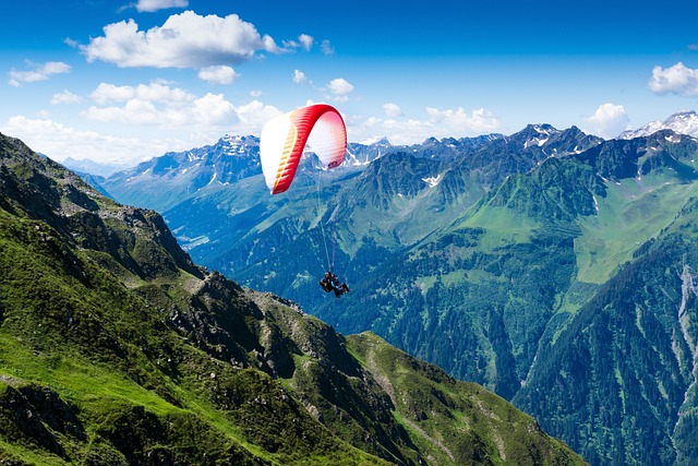 parapente en montagne