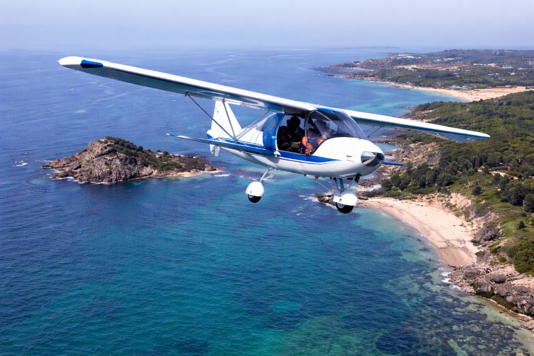 Vol en ULM au-dessus de cotes bretonnes